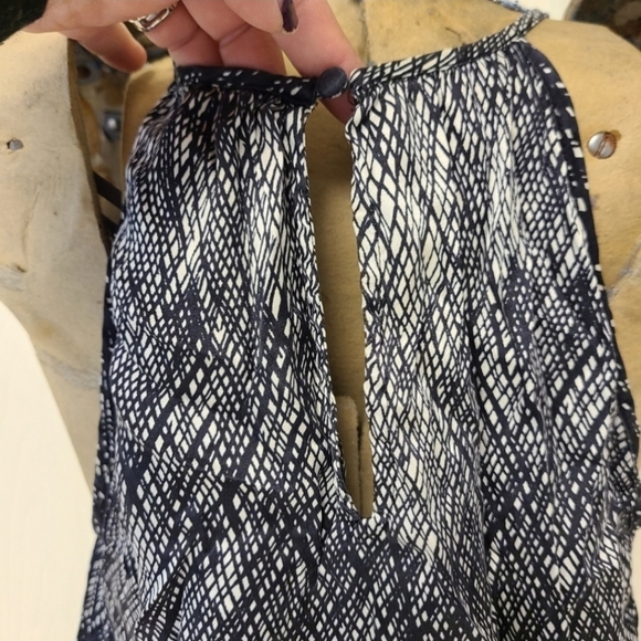 Joie Silk Top Medium - Picture 6 of 14